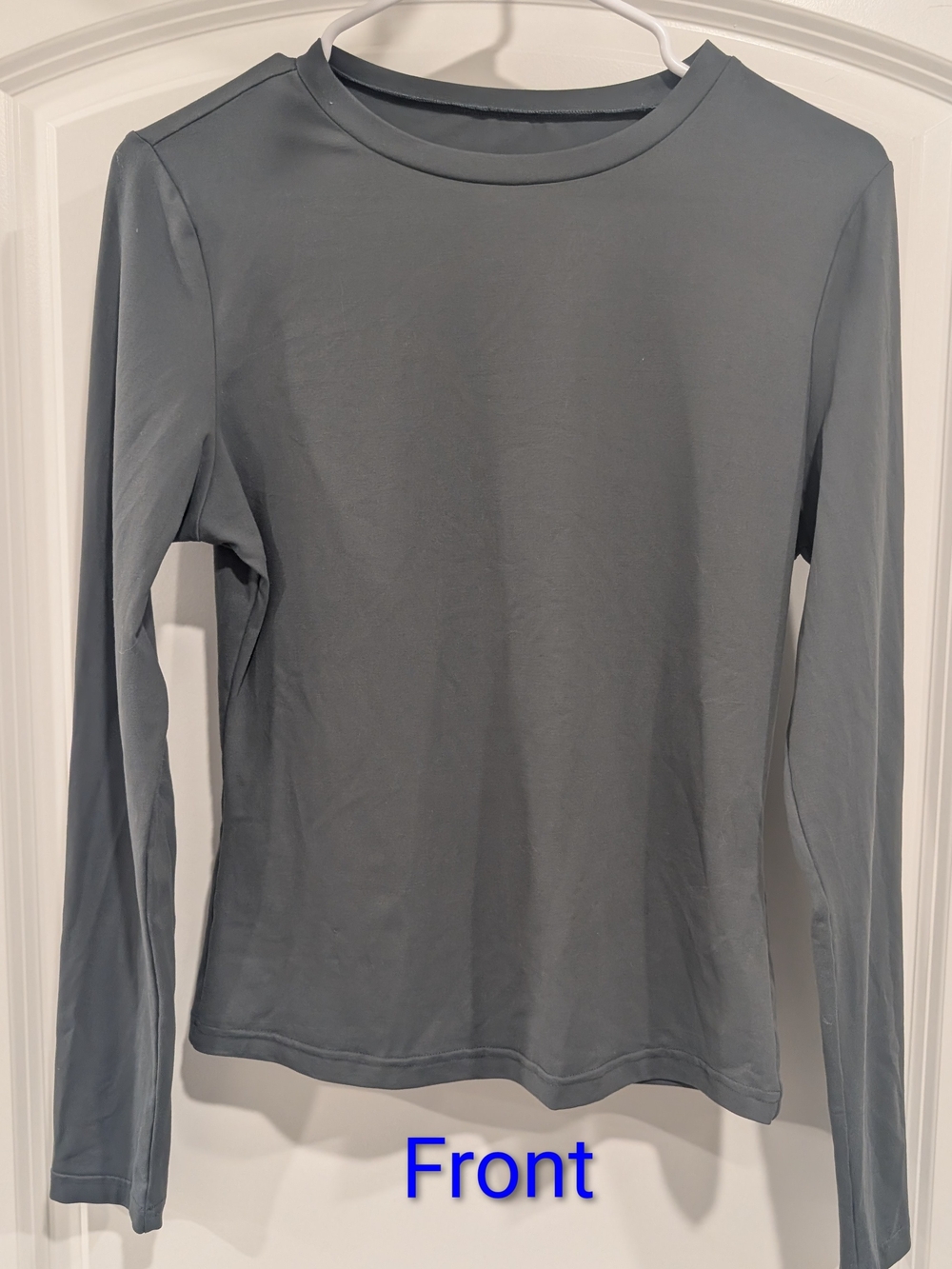 Automet Women's Long Sleeve Crewneck Top in Slate Gray Size L
